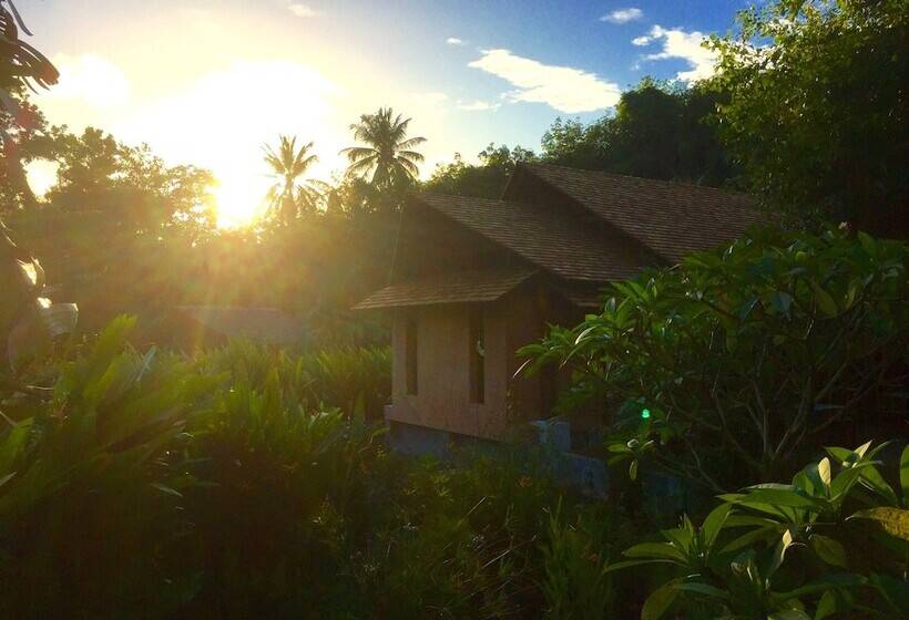 هتل Koyao Bay Pavilions   Beach Resort And Pool Villas