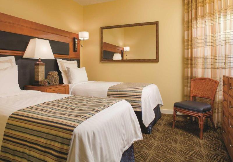 هتل Marriott's Harbour Point And Sunset Pointe At Shelter Cove