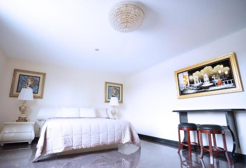 هتل Paris Suites