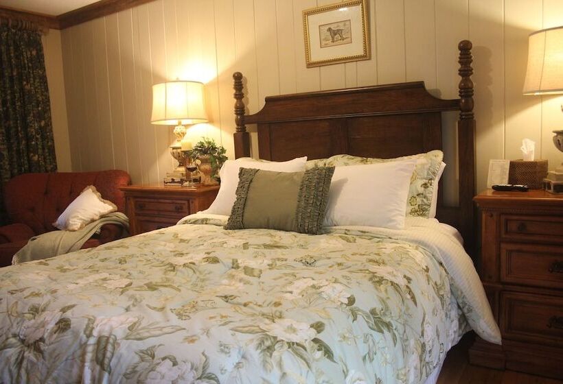 فندق Village Inn   Blowing Rock