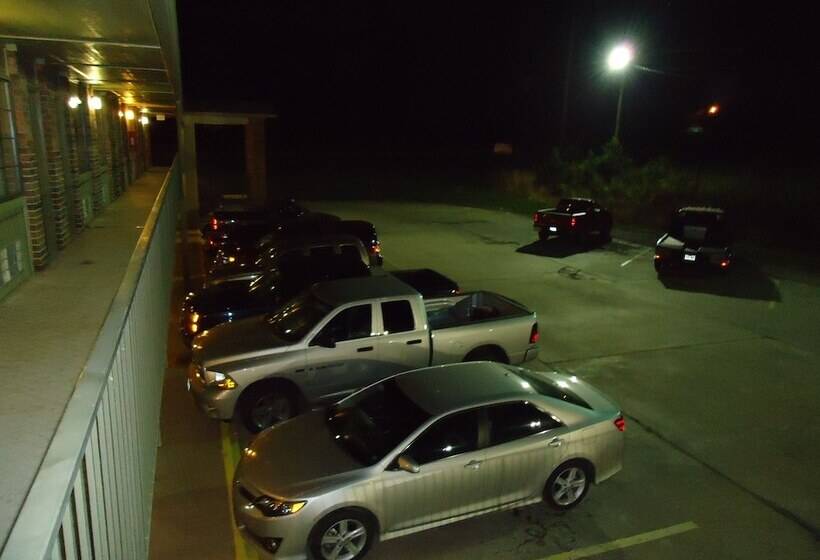 בית מלון כפרי Walnut Inn