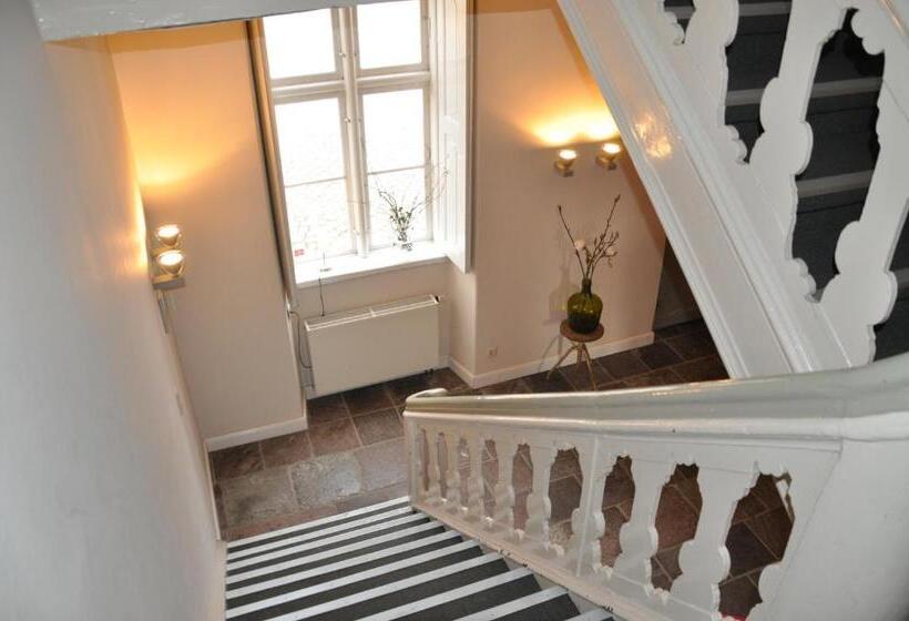 هتل Zollhaus