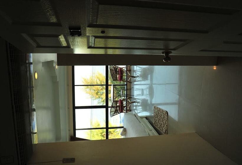 Magic House Hostel
