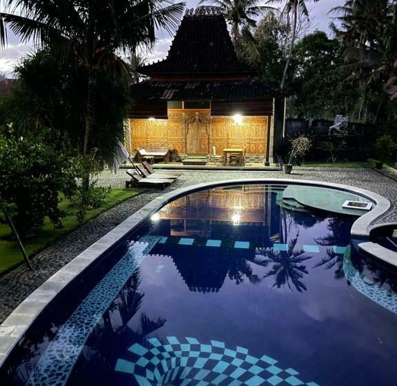 Meriki Losari Villas, In The Heart Of Bali Island