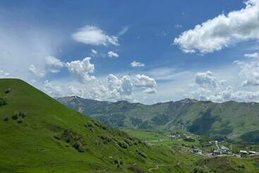 Touch The Mountains, Twins Hotel, New Gudauri
