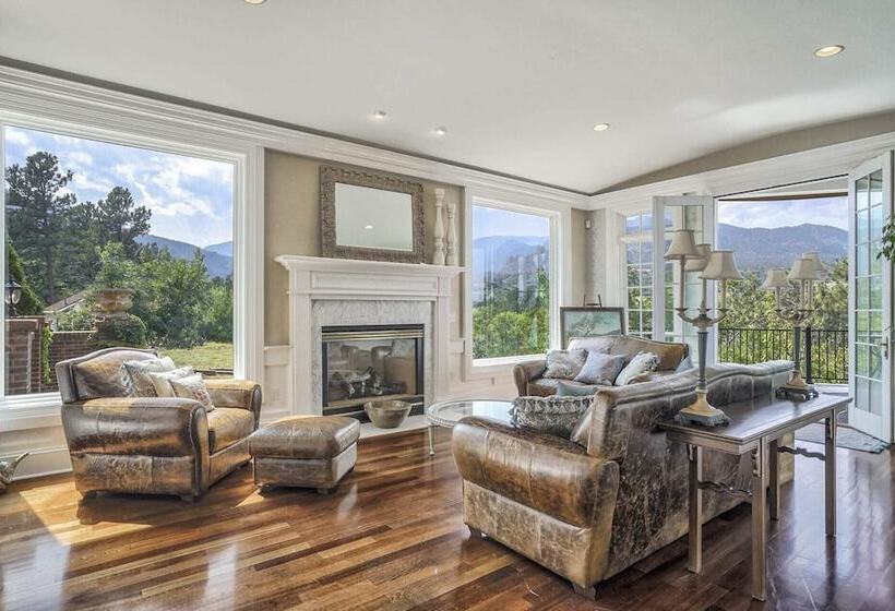 Broadmoor Luxury Mansion With Mountain Views