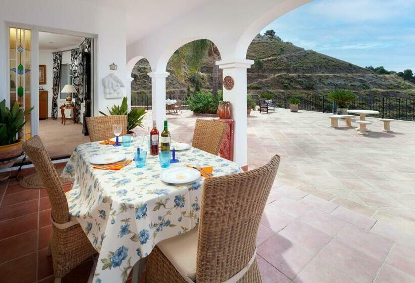 Casa La Mirada