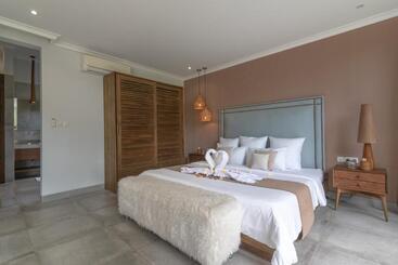Villa Lou