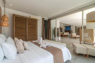 Villa Lou