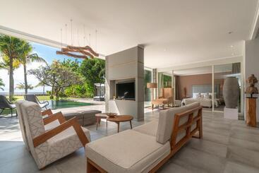 Villa Lou