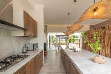 Villa Lou