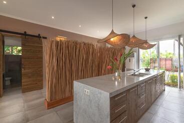 Villa Lou
