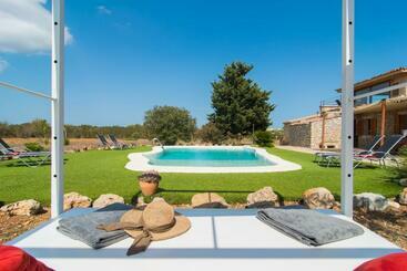 Yourhouse Can Mel, Perfect Villa For Groups
