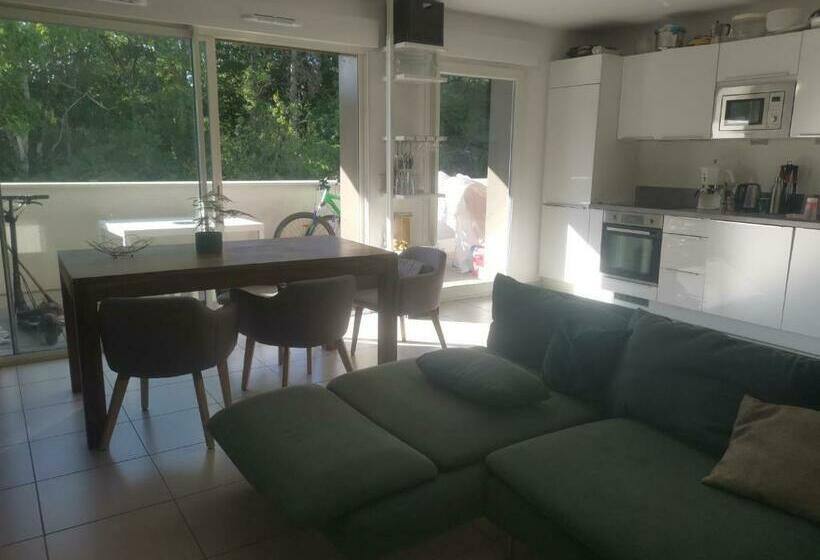 Appartement 2 Chambre Avec Terrasse Sans Vis A Vis