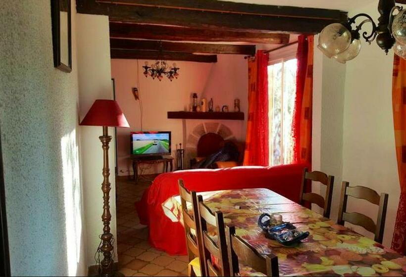 Maison De 2 Chambres Avec Vue Sur Le Lac Et Jardin Clos A Montauroux