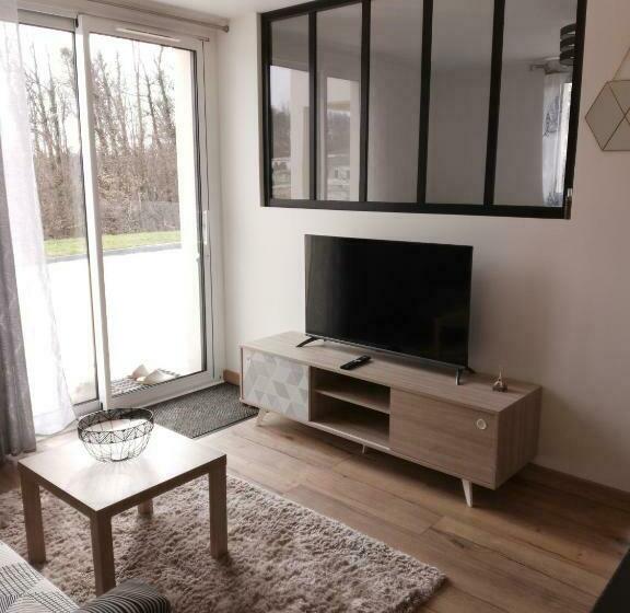 Studio24
