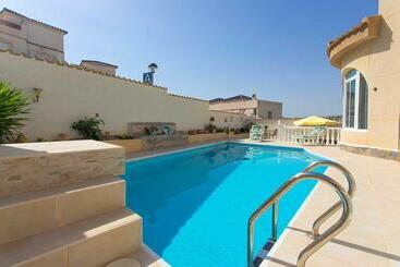 Ch Villa Plara La Marquesa Golf