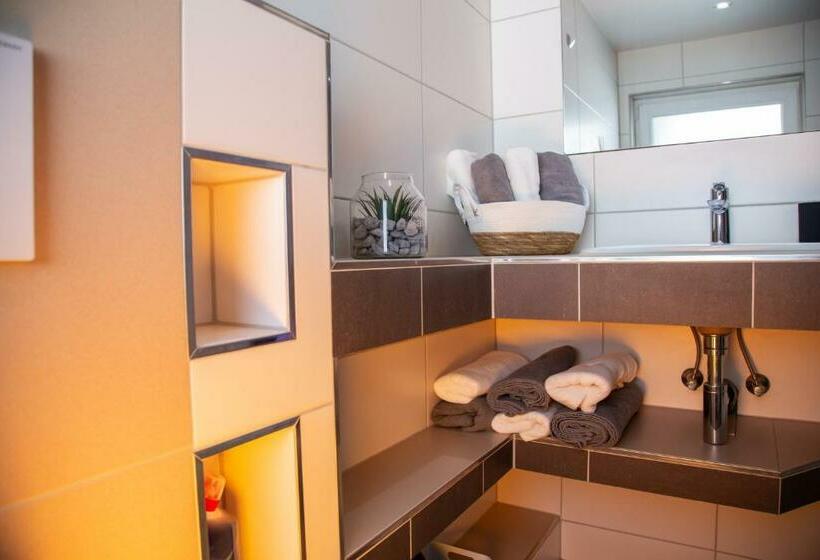 Winetime   Modern   Für 6   Boxspringbetten   Netflix