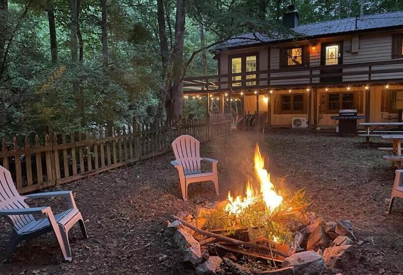 Cozy Creekside Cabin  35m To Boone