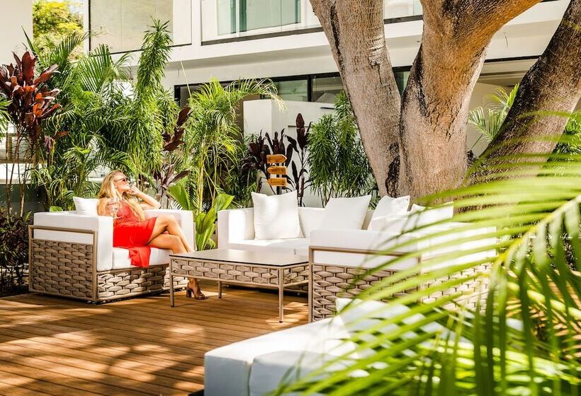 The Mvillas With Exclusive Beach Club Access