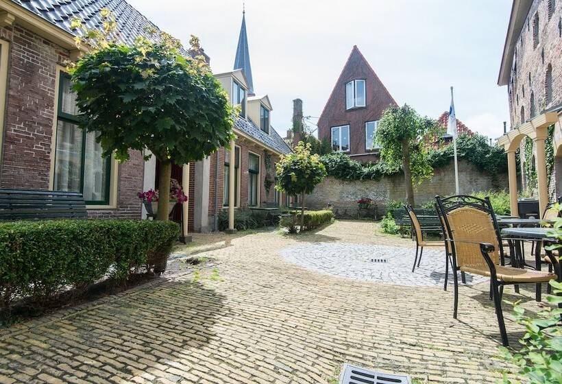 هتل Almenum   Het Sfeervolle Stadslogement