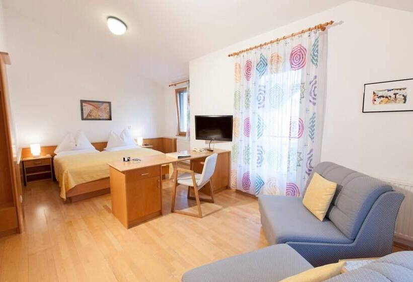 Fotos del hotel Am Spiegeln Dialog..wien:  17