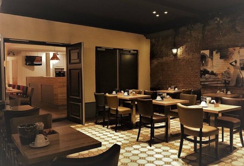 هتل Courage Nijmegen