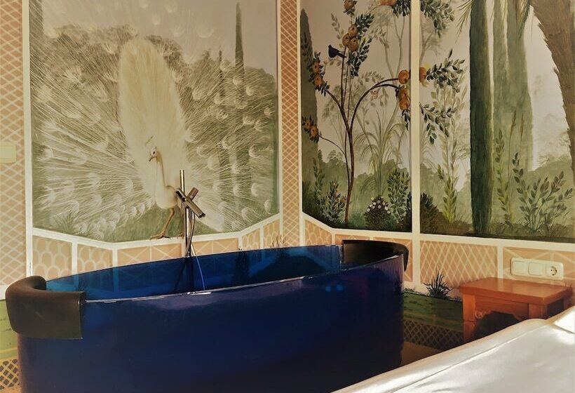 هتل Courage Nijmegen