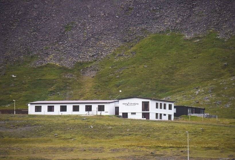 هتل Latrabjarg
