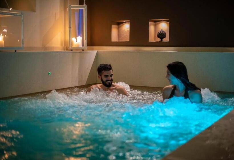 בית מלון כפרי Parco Dei Principi  Resort & Spa
