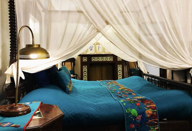 هتل Shaheen Bagh   A Luxury Resort & Spa