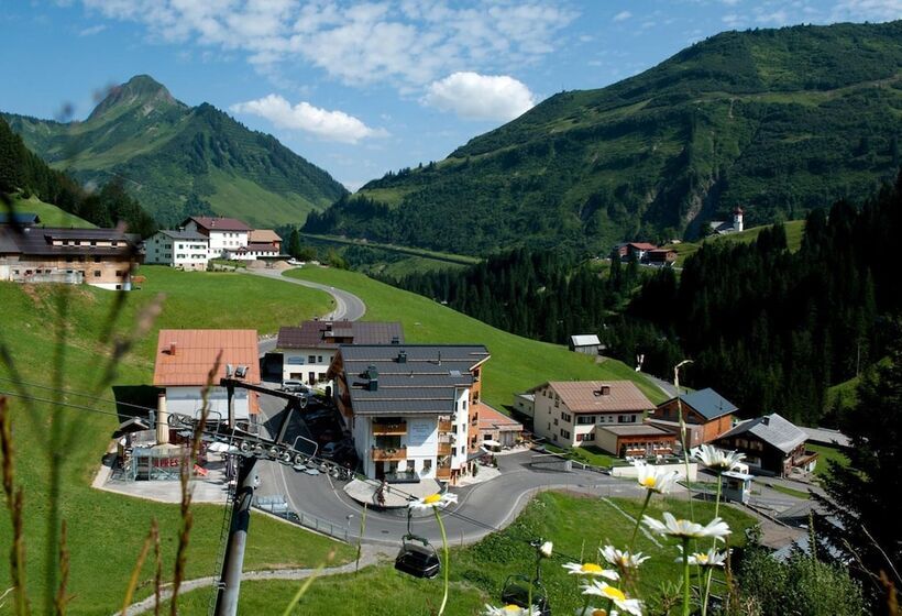 هتل Walliserstube