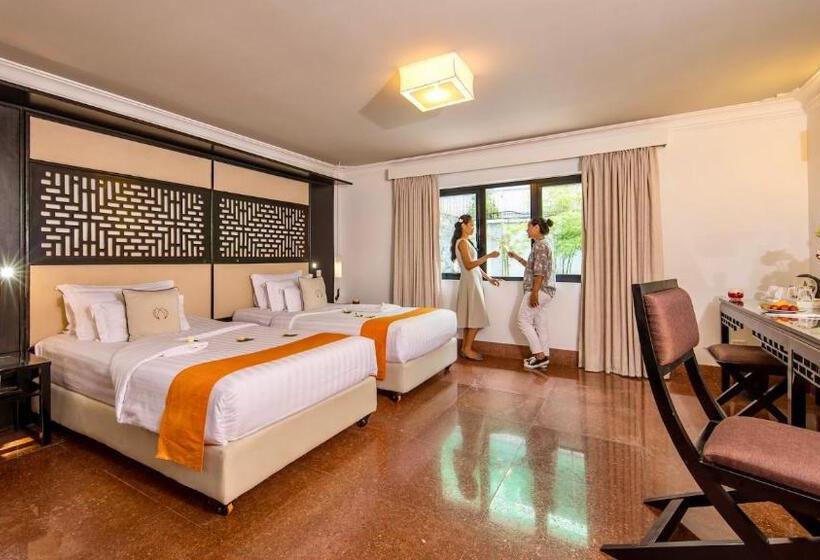 فندق White Mansion 白色公馆