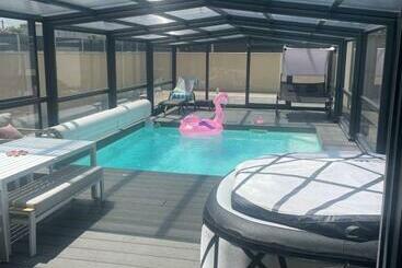 L Aurore Suite De Charme, Clim Jacuzzi, Sauna, Piscine Chauffée Cuisine..