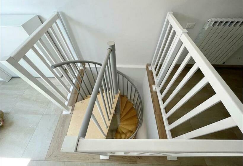 Appartamento Con Balcone Affascinante A Cadorago