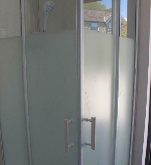 Poplar Lodge, Dee Valley Stays Cosy Microlodge With Detached Private Shower & Wc