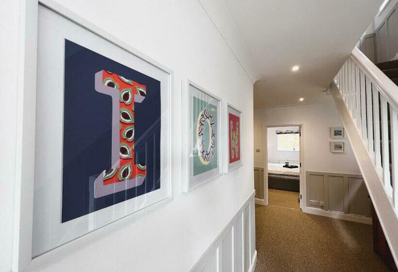 The Island Holiday Company Culver Vista   Pet Friendly