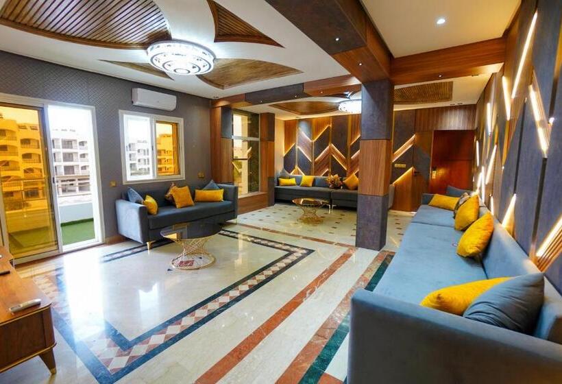 Great Holiday Apart Hotel & Penthouse