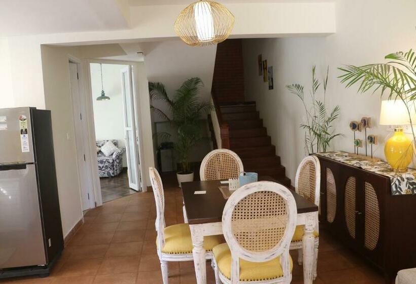 Elora Villas