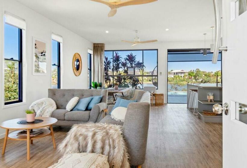 Serenity Lake House