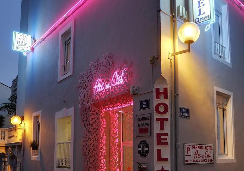 هتل Logis   Hôtel Arc En Ciel Et Spa Les Sables D Olonne