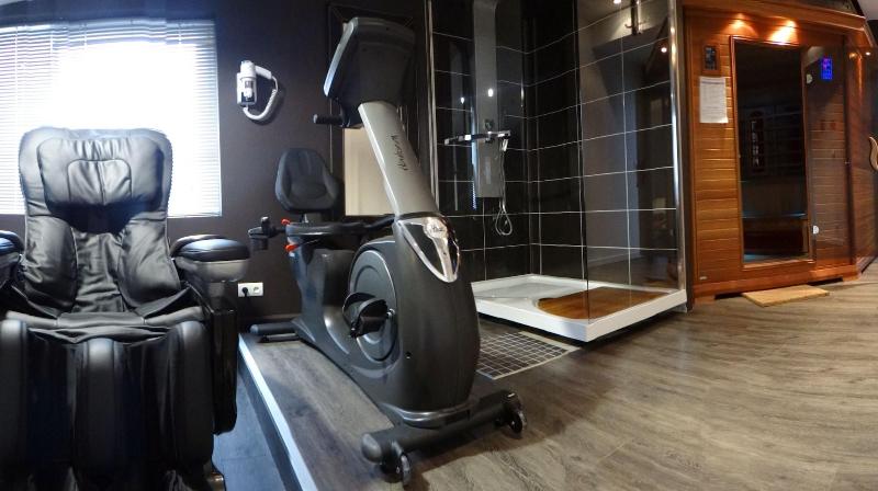 هتل Logis   Hôtel Arc En Ciel Et Spa Les Sables D Olonne