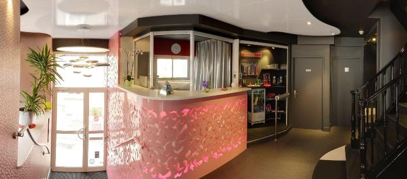 هتل Logis   Hôtel Arc En Ciel Et Spa Les Sables D Olonne
