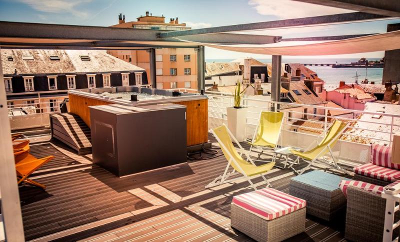 هتل Logis   Hôtel Arc En Ciel Et Spa Les Sables D Olonne