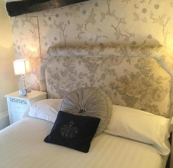 ホテル Castle Lodge Wilton