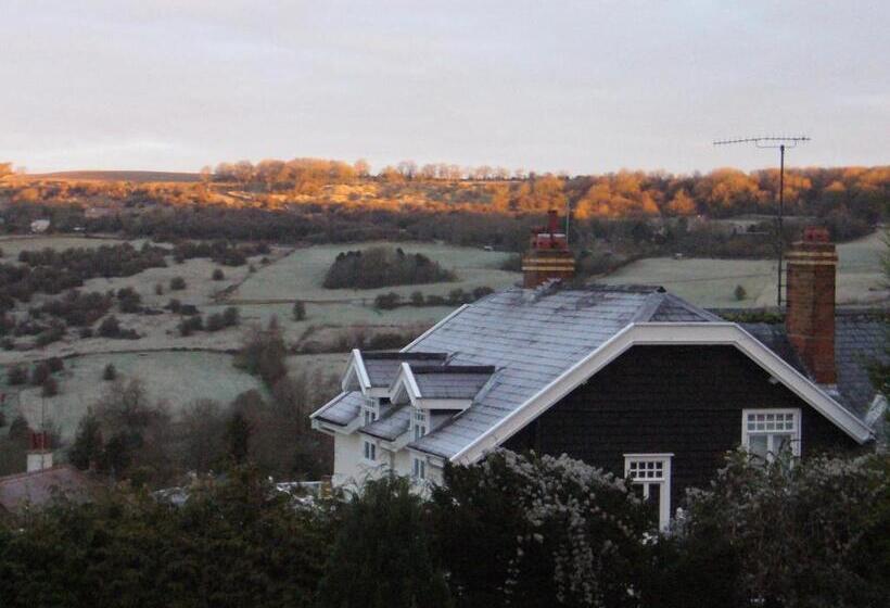 هتل Cleeve Hill