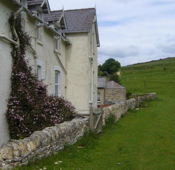 هتل Cleeve Hill