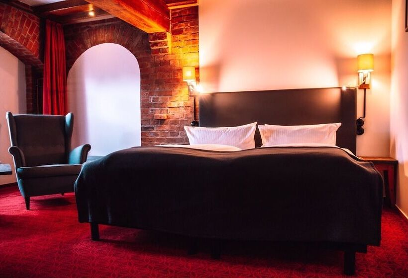 هتل Elbe Resort Alte ölmühle