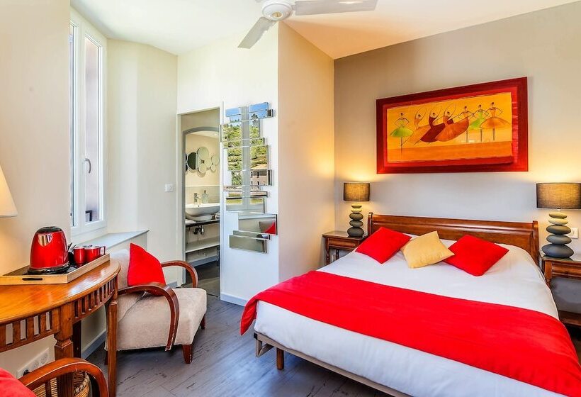 ホテル Logis Hôtel Restaurant Des Corbières