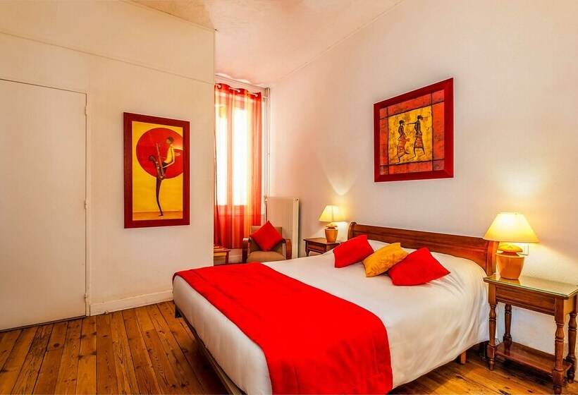 ホテル Logis Hôtel Restaurant Des Corbières